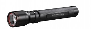 Led-Lenser P17R Core mit Akku und Ladegerät