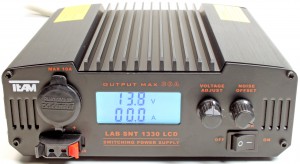 Team LabSNT 1330 LCD 25-30 A 13,8 V